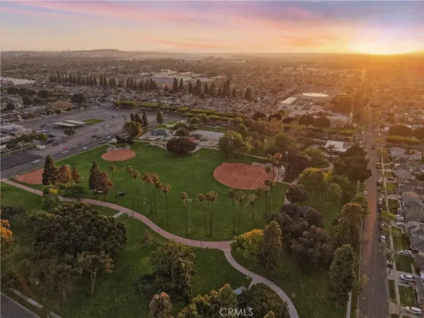 $999,999 | 6116 Arbor Road, Lakewood, CA 90713