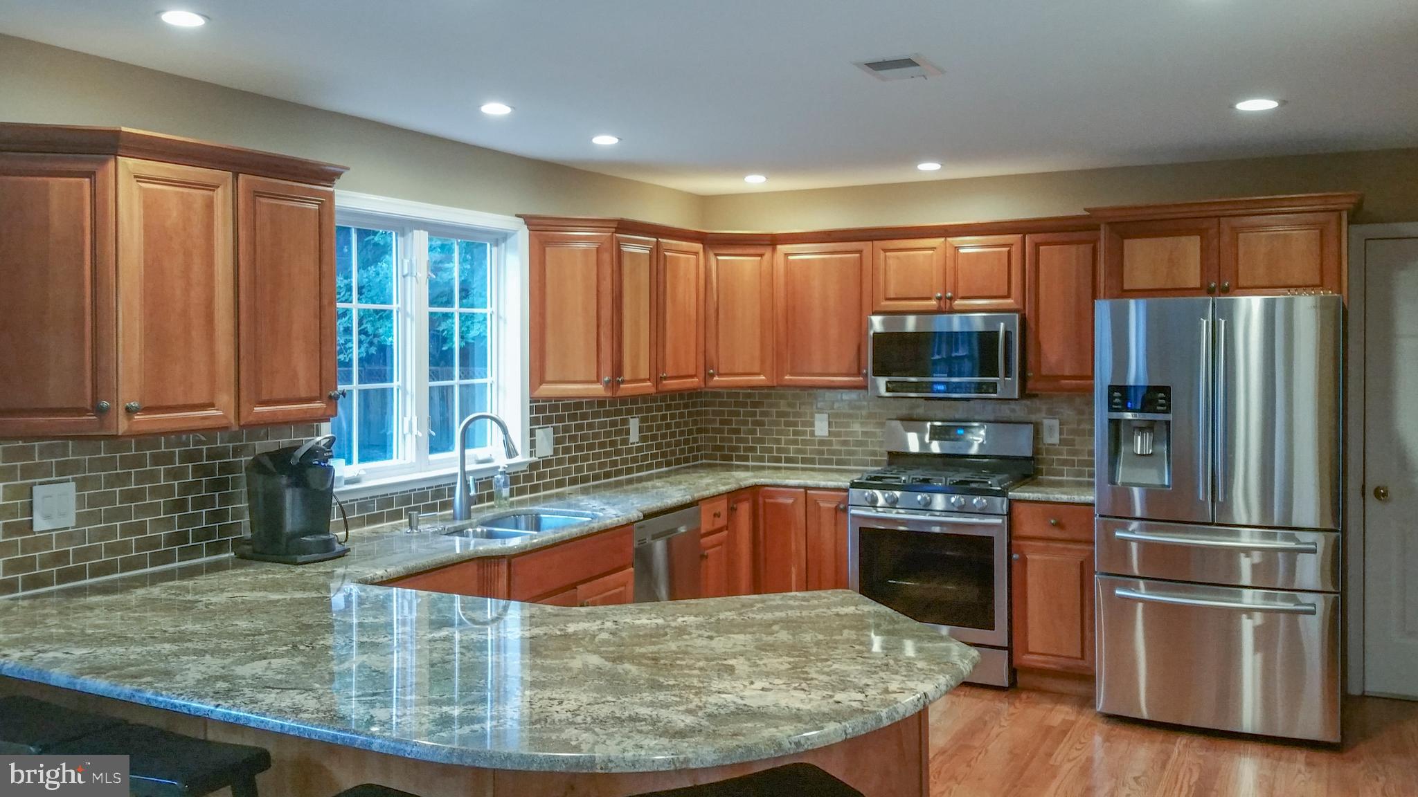 177 West Sandy Ridge Road Doylestown, PA 18901 - Photo 4 of 39