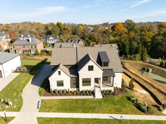 $1,949,900 | 1006 Laguna Drive, Franklin, TN 37067