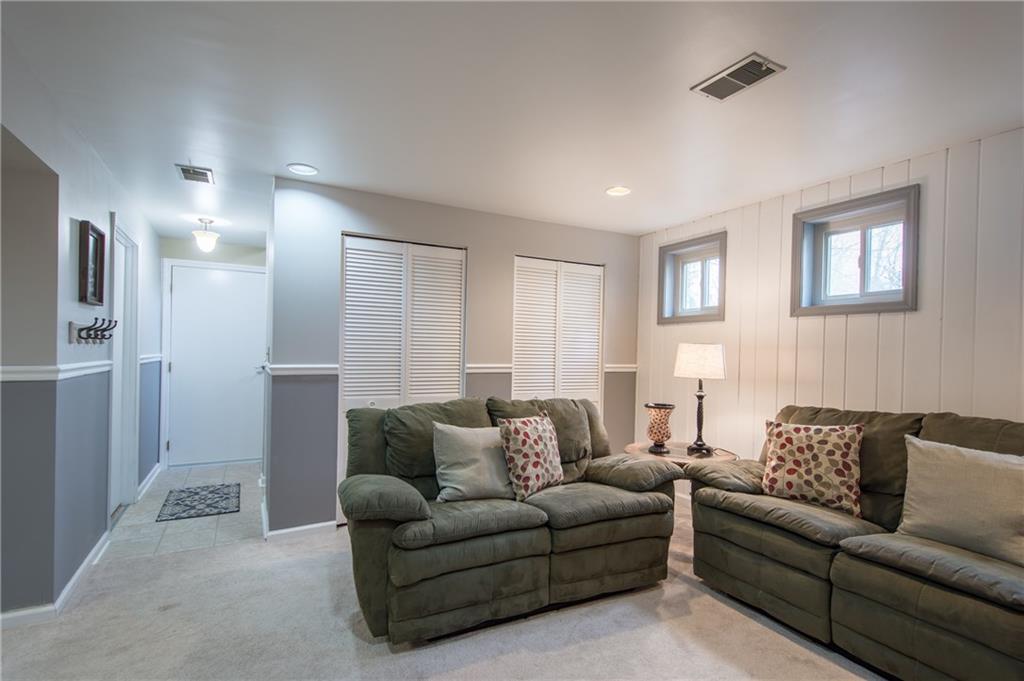 210 Mayfield Road Wexford, PA 15090 - Photo 21 of 25
