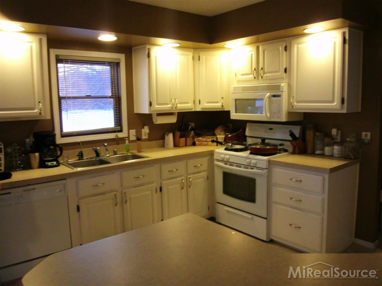 4365 Cade Road Capac, MI 48014 - Photo 4 of 30 31225473-3.JPG