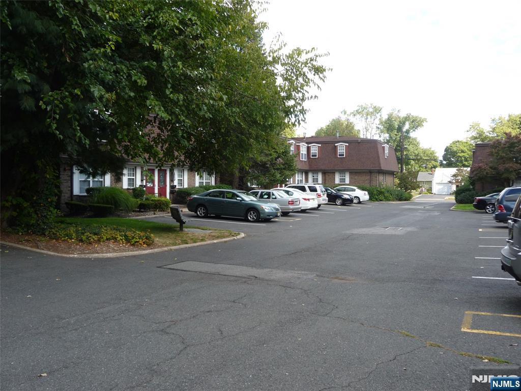 360 Knickerbocker Road, Unit 26 Dumont, NJ 07628 - Photo 5 of 5