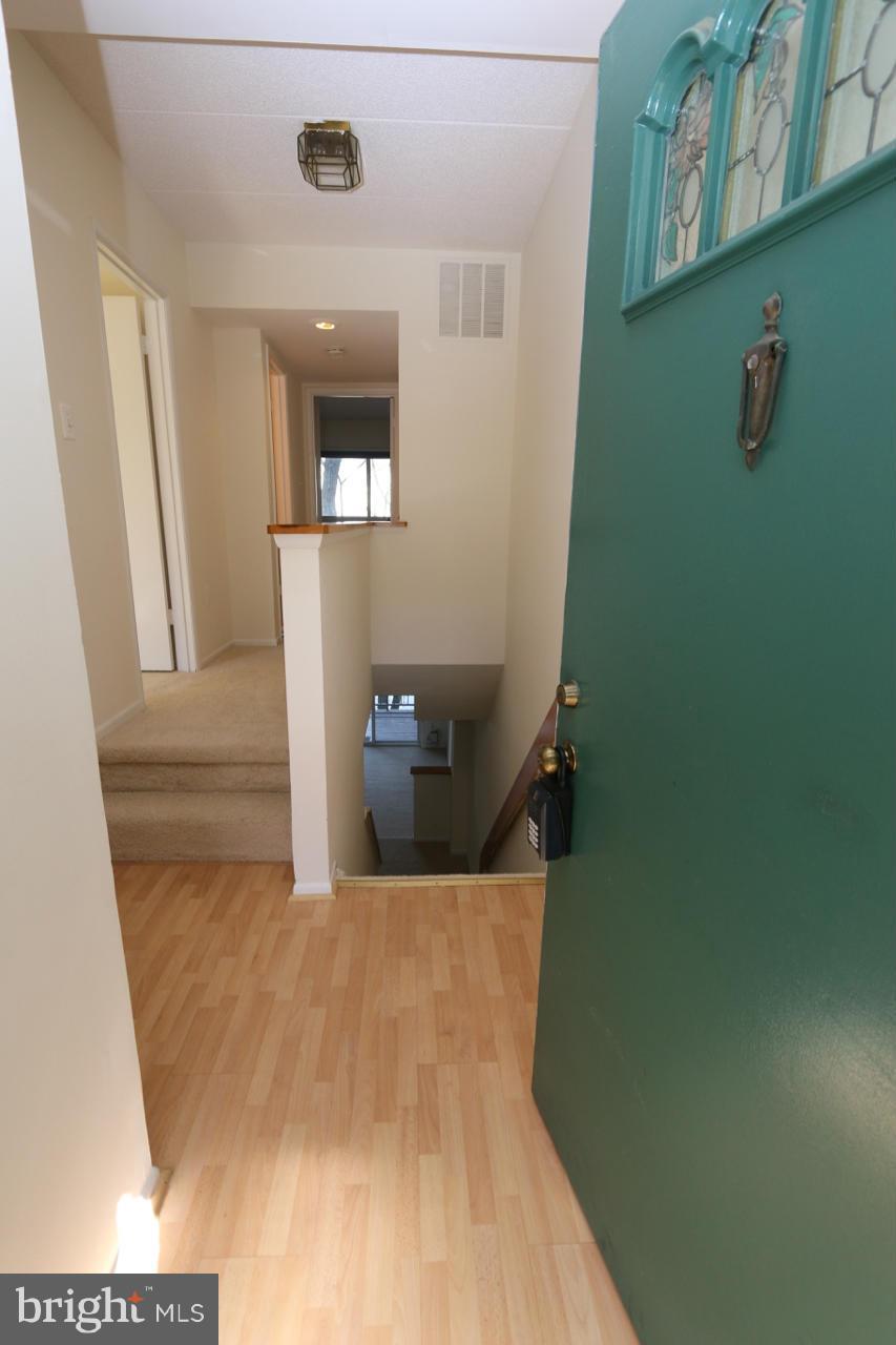 11148 Boathouse Court, Unit 77 Reston, VA 20191 - Photo 2 of 25 Foyer