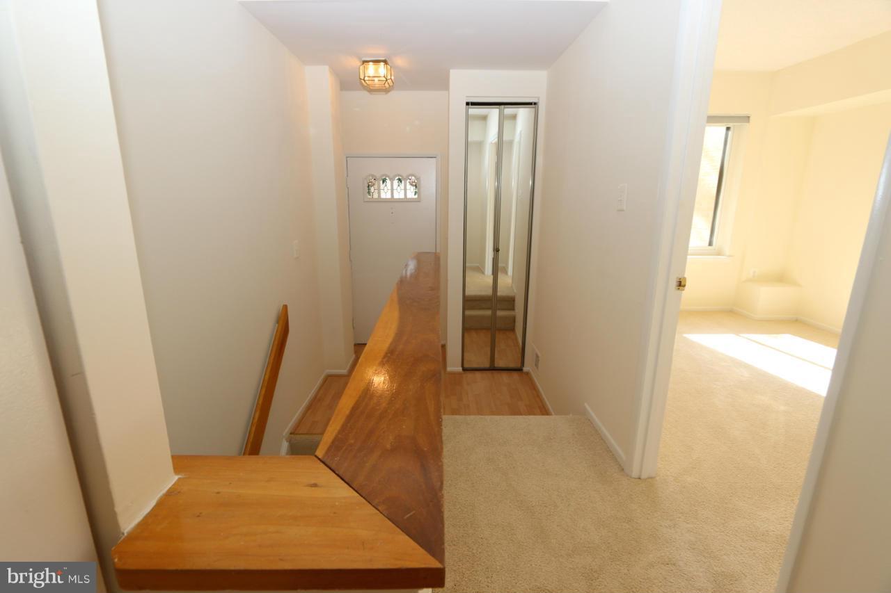 11148 Boathouse Court, Unit 77 Reston, VA 20191 - Photo 11 of 25 Interior (General)
