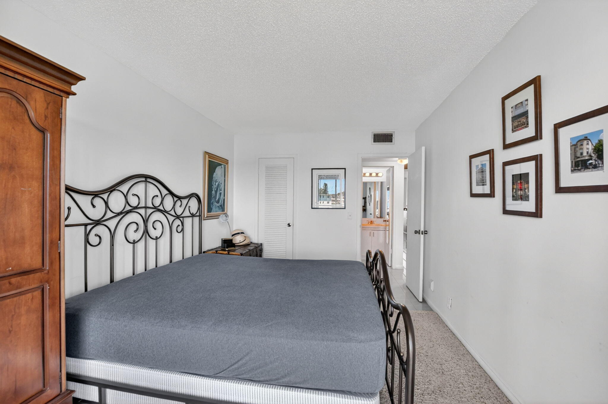 4024 Guildford East, Unit 4024 Boca Raton, FL 33434 - Photo 16 of 76 17-web-or-mls-DSC_7247