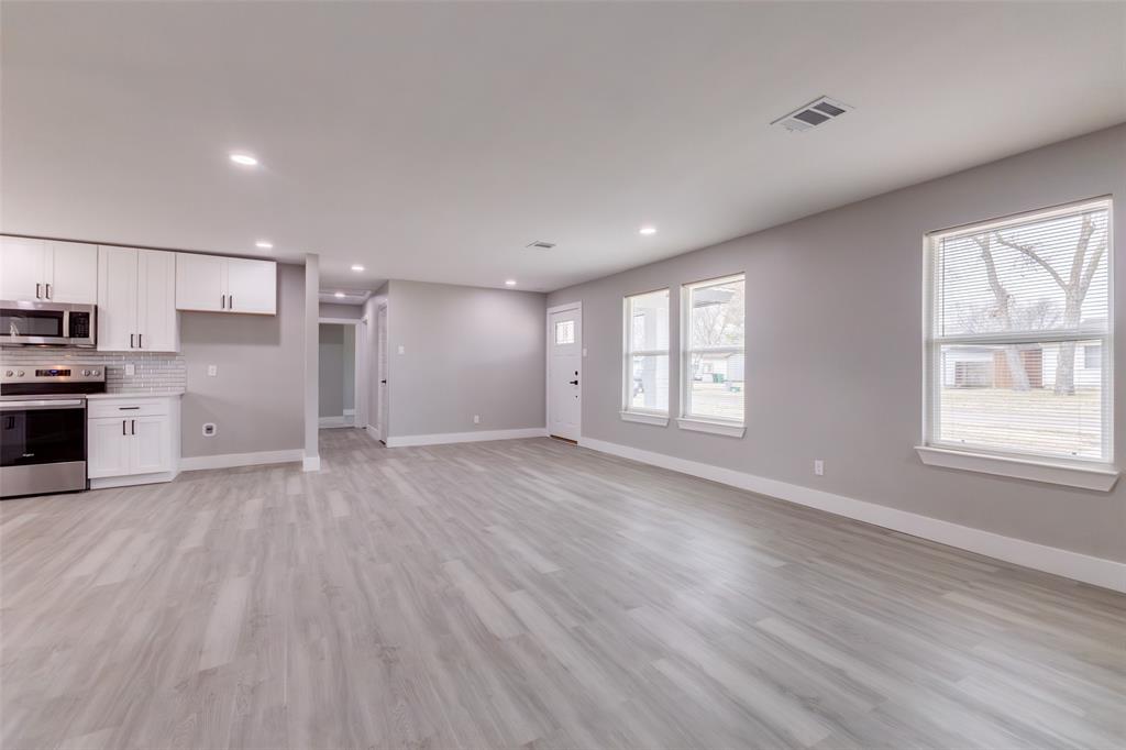 1012 Rancho Drive Mesquite, TX 75149 - Photo 2 of 13