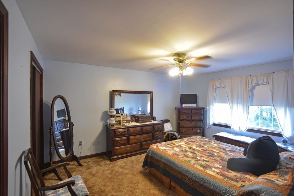 407 Hillside Road Westfield, MA 01085 - Photo 10 of 16 Gallery Image 10