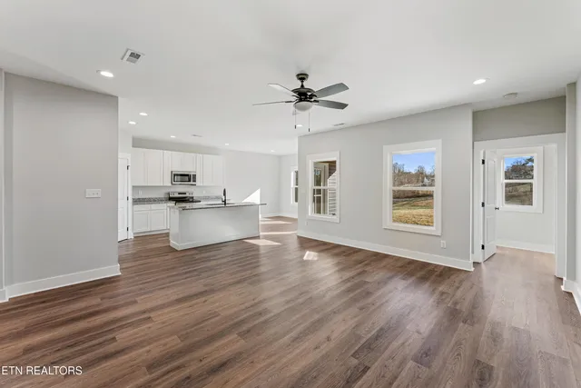 $374,000 | 235 Chippewa Lane, Rutledge, TN 37861