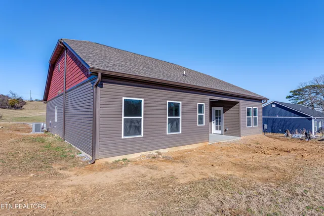 $374,000 | 235 Chippewa Lane, Rutledge, TN 37861