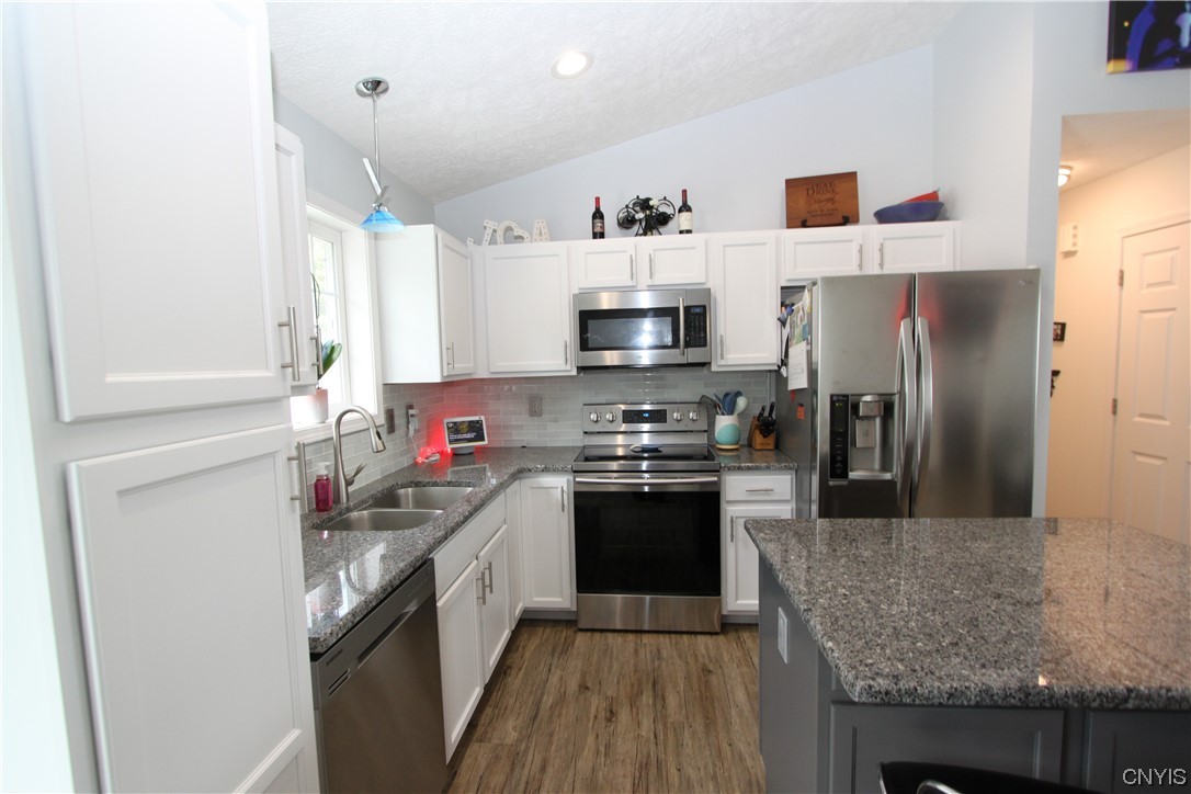 10 White Chapel Road Lysander, NY 13027 - Photo 18 of 40