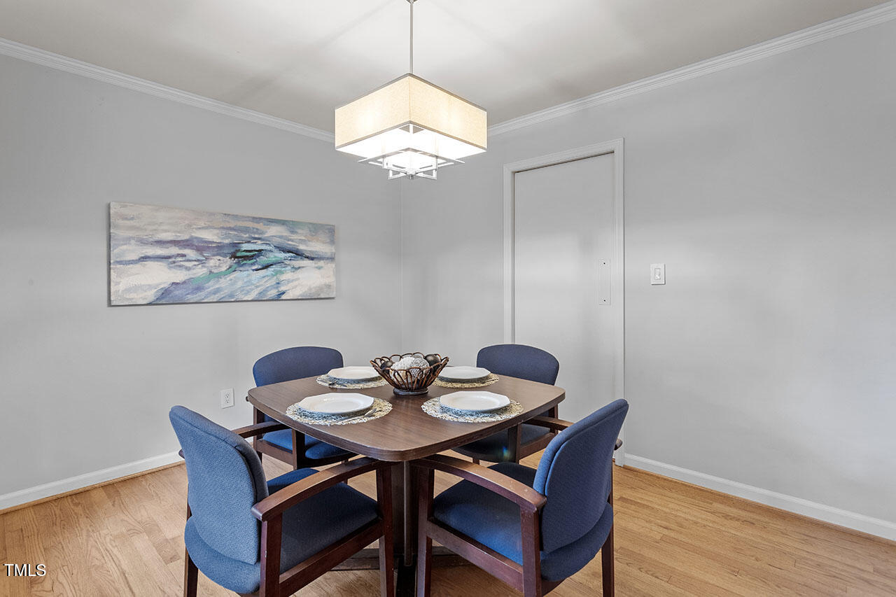 535 East Cornwall Road Cary, NC 27511 - Photo 11 of 33 535 East Cornwall Road_11