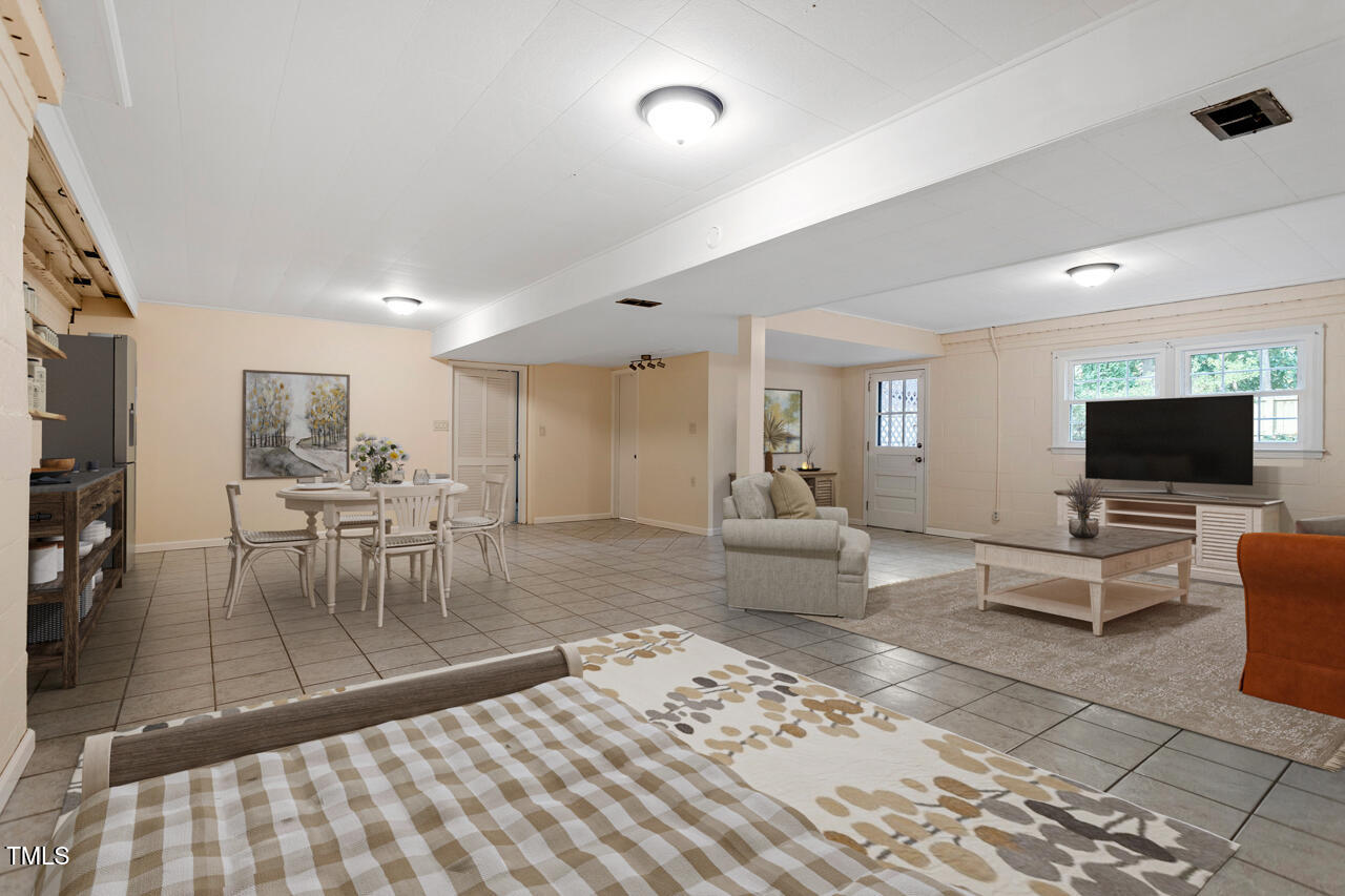 535 East Cornwall Road Cary, NC 27511 - Photo 31 of 33 535 East Cornwall Road_30
