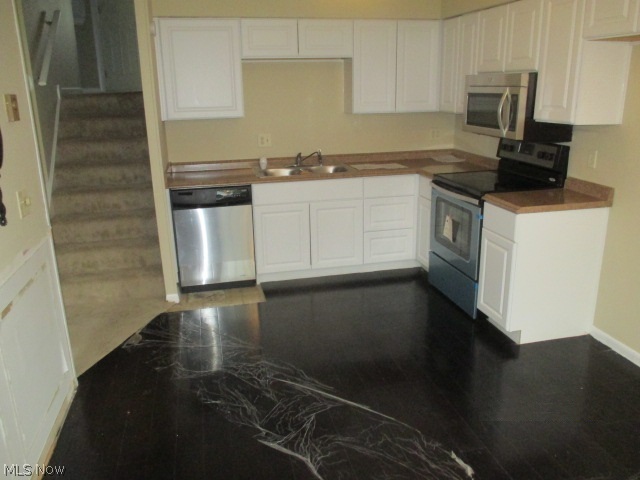 6340 Lear Nagle Road North Ridgeville, OH 44039 - Photo 2 of 12 Gallery Image 2