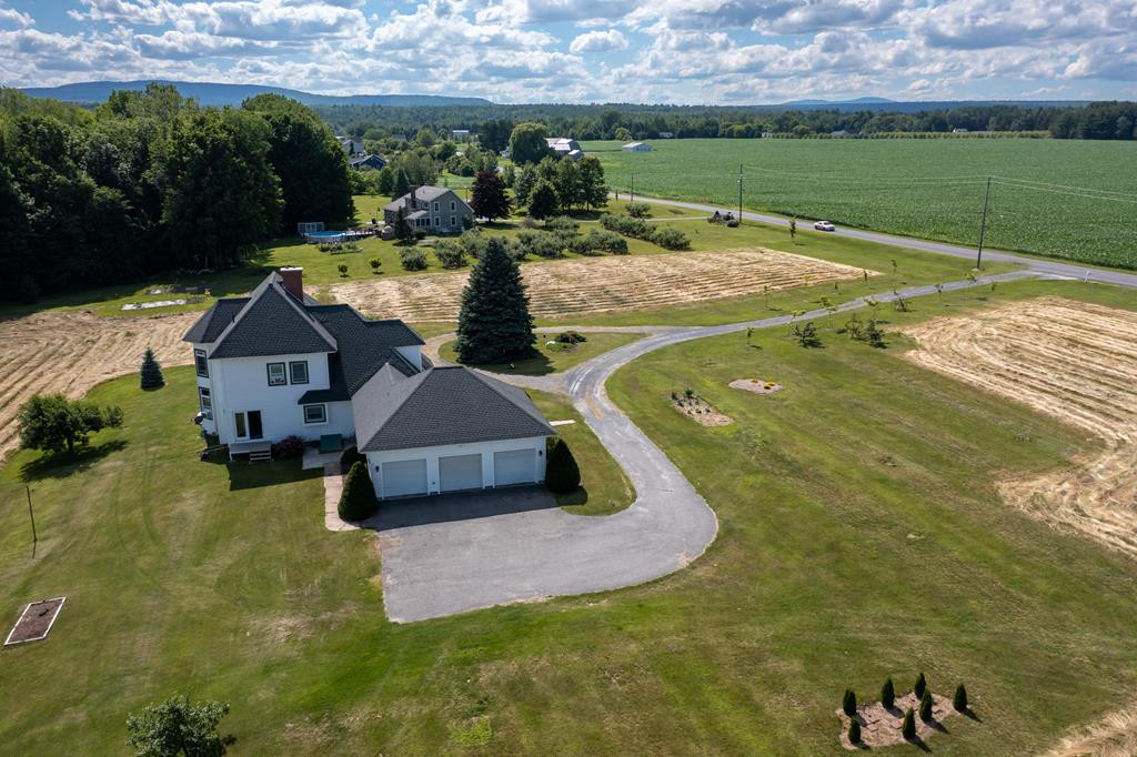 751 Brand Hollow Road Peru, NY 12972 - Photo 4 of 47