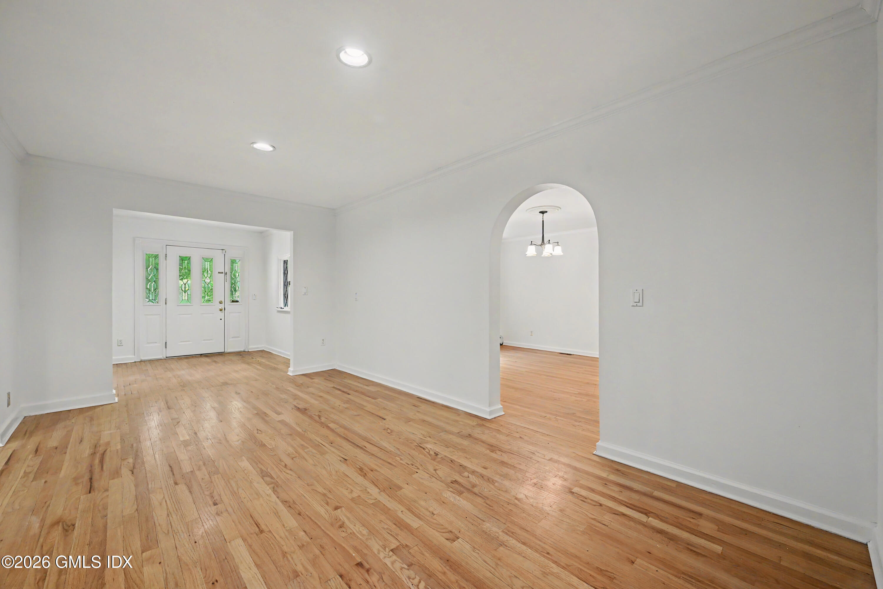 441 Cognewaugh Road Cos Cob, CT 06807 - Photo 11 of 23 Foyer