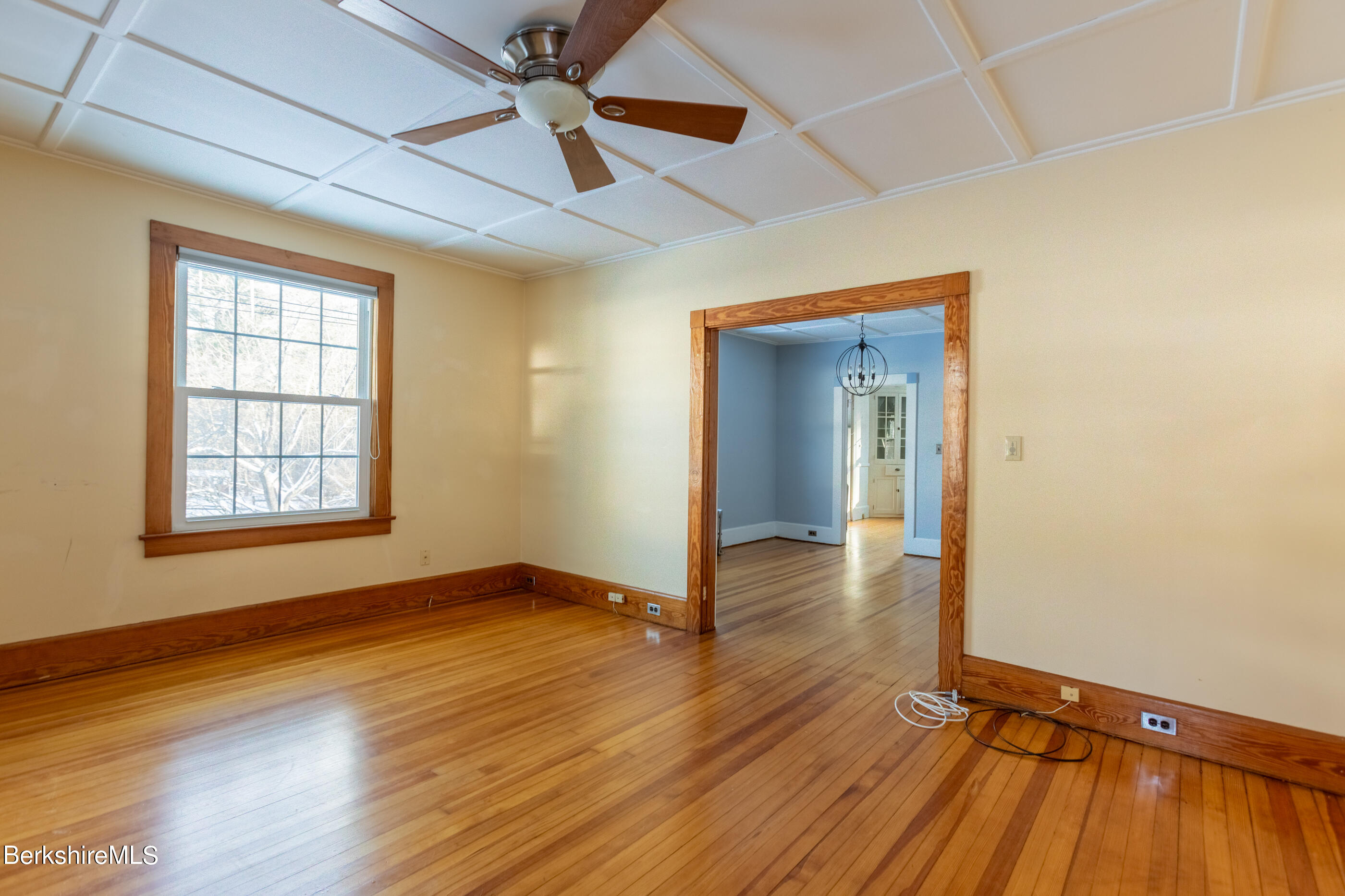 142 New Lenox Road Lenox, MA 01240 - Photo 20 of 51 Living