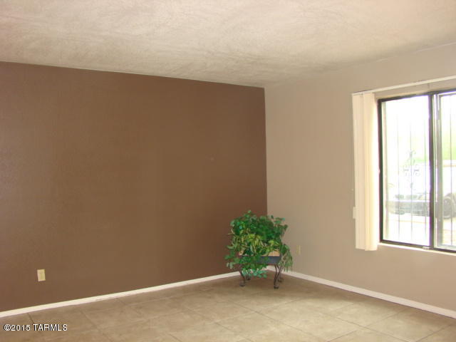 8255 North Oracle Road, Unit 112 Tucson, AZ 85704 - Photo 23 of 36 Gallery Image 23