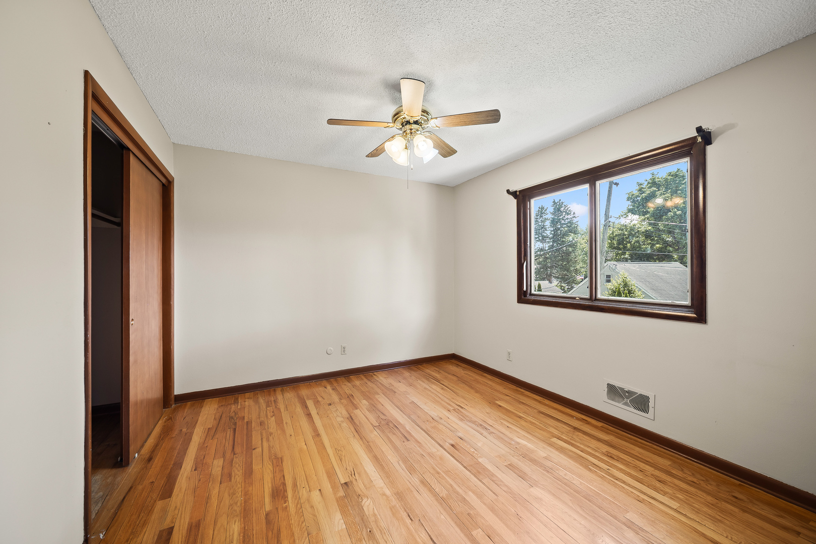 2009 53rd Street Moline, IL 61265 - Photo 22 of 40