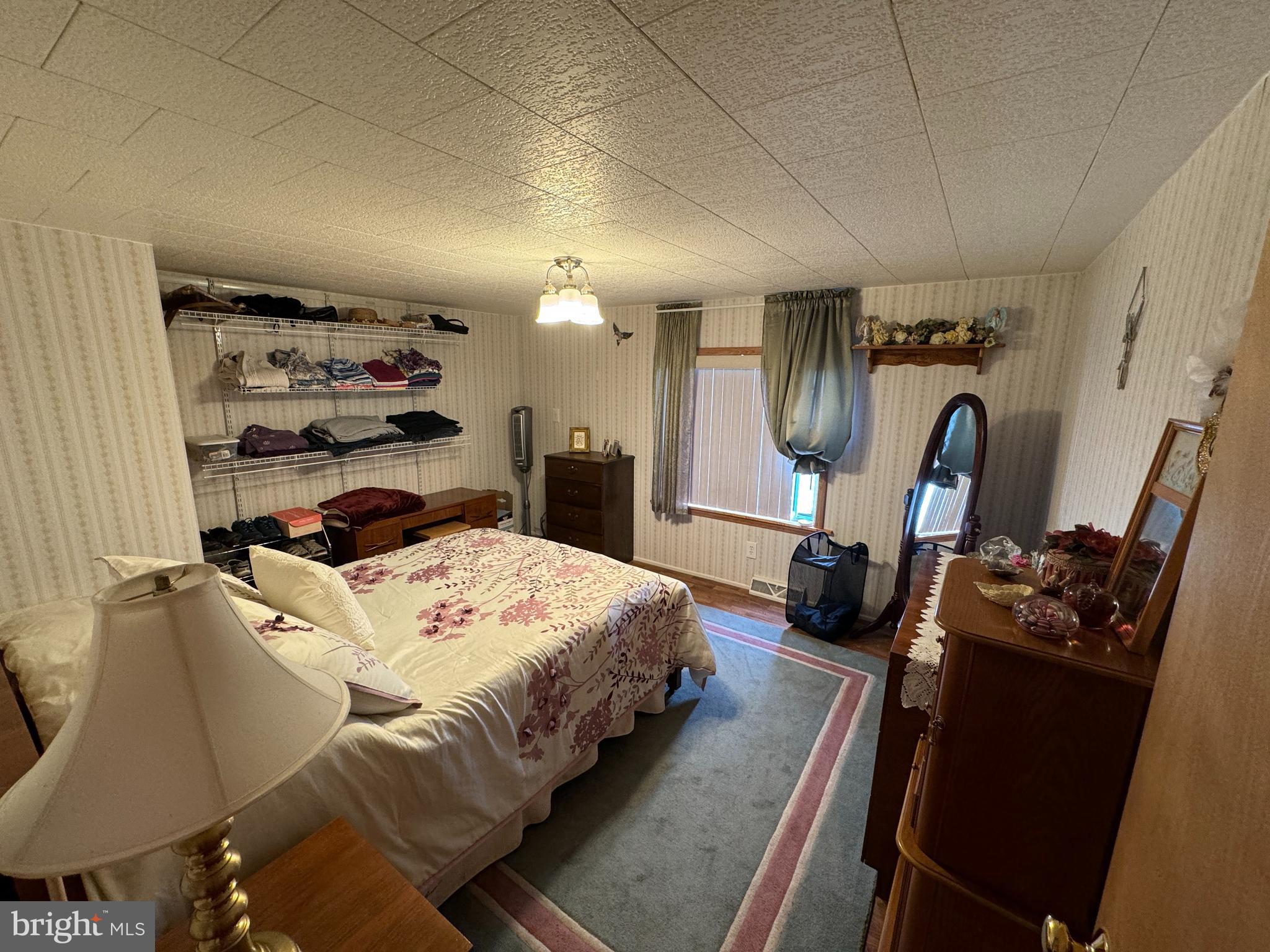 44 Ridgewood Manor Manheim, PA 17545 - Photo 25 of 29 Primary bedroom