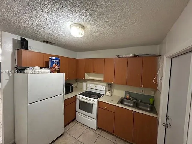 $900,000 | 1207 Northeast 1st Avenue, Homestead, FL 33030