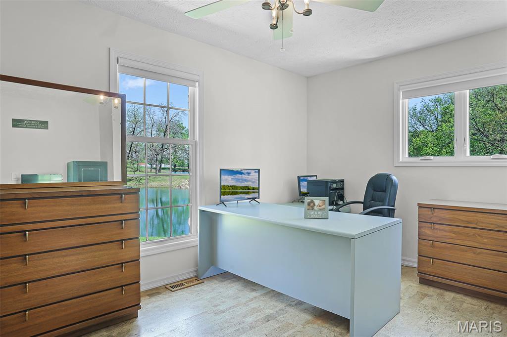 2179 Brown Road Brighton, IL 62012 - Photo 20 of 83