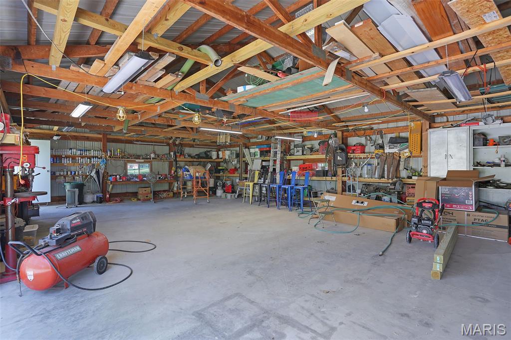 2179 Brown Road Brighton, IL 62012 - Photo 42 of 83