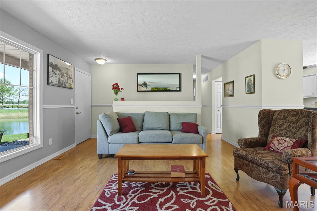 2179 Brown Road Brighton, IL 62012 - Photo 9 of 83