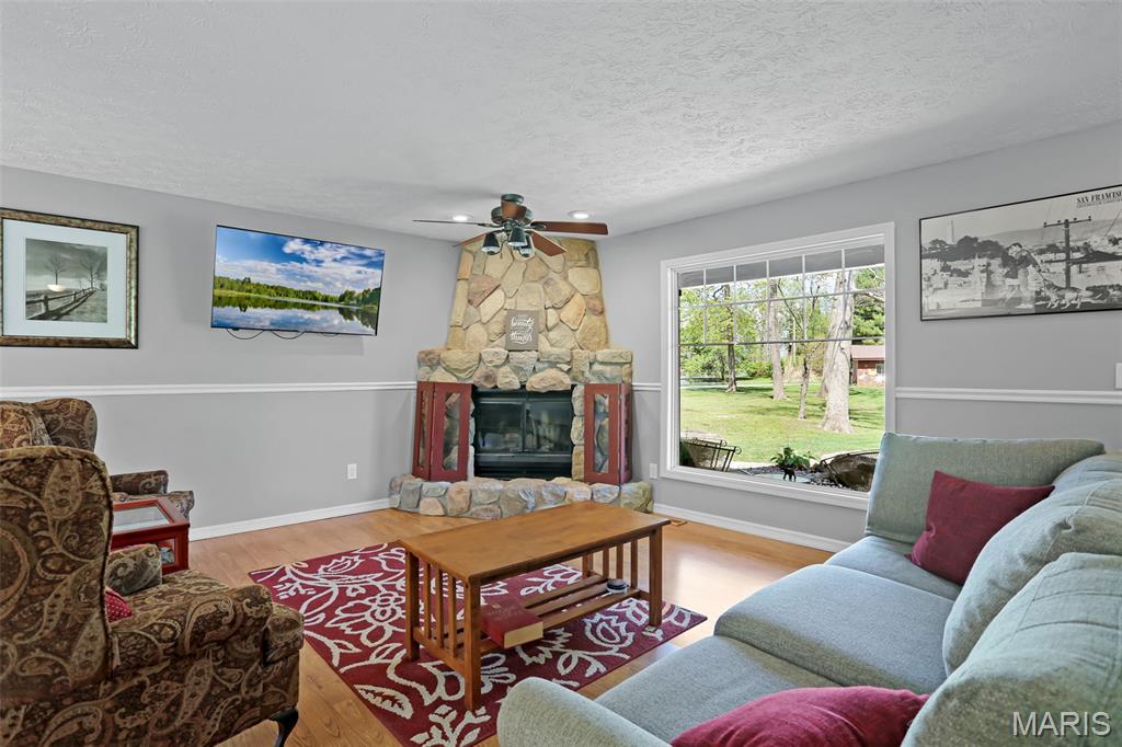 2179 Brown Road Brighton, IL 62012 - Photo 10 of 83