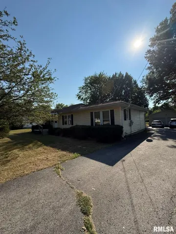 $157,500 | 1708 North State Street, Marion, IL 62959