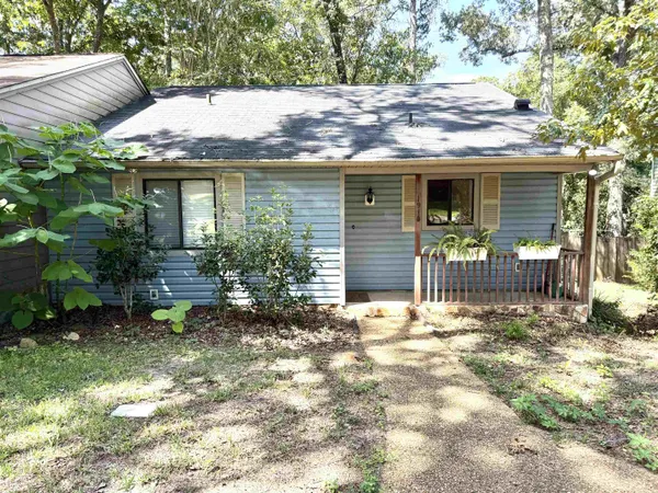 $1,400 | 1910 Hidden Valley, Tallahassee, FL 32308