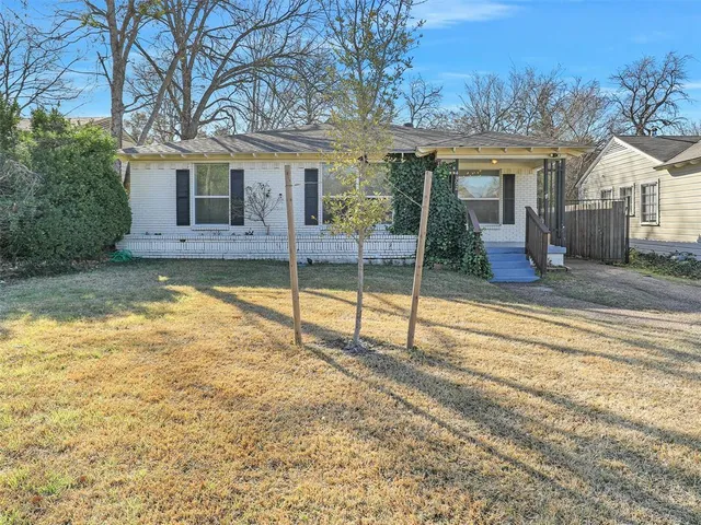 $2,500 | 4302 Sexton Lane, Dallas, TX 75229