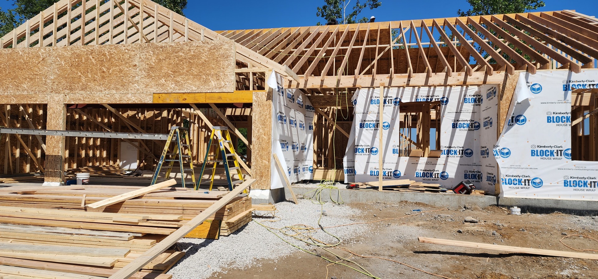 524 Lloyd Drive Dwight, IL 60420 - Photo 3 of 3 a view of a house with a outdoor space