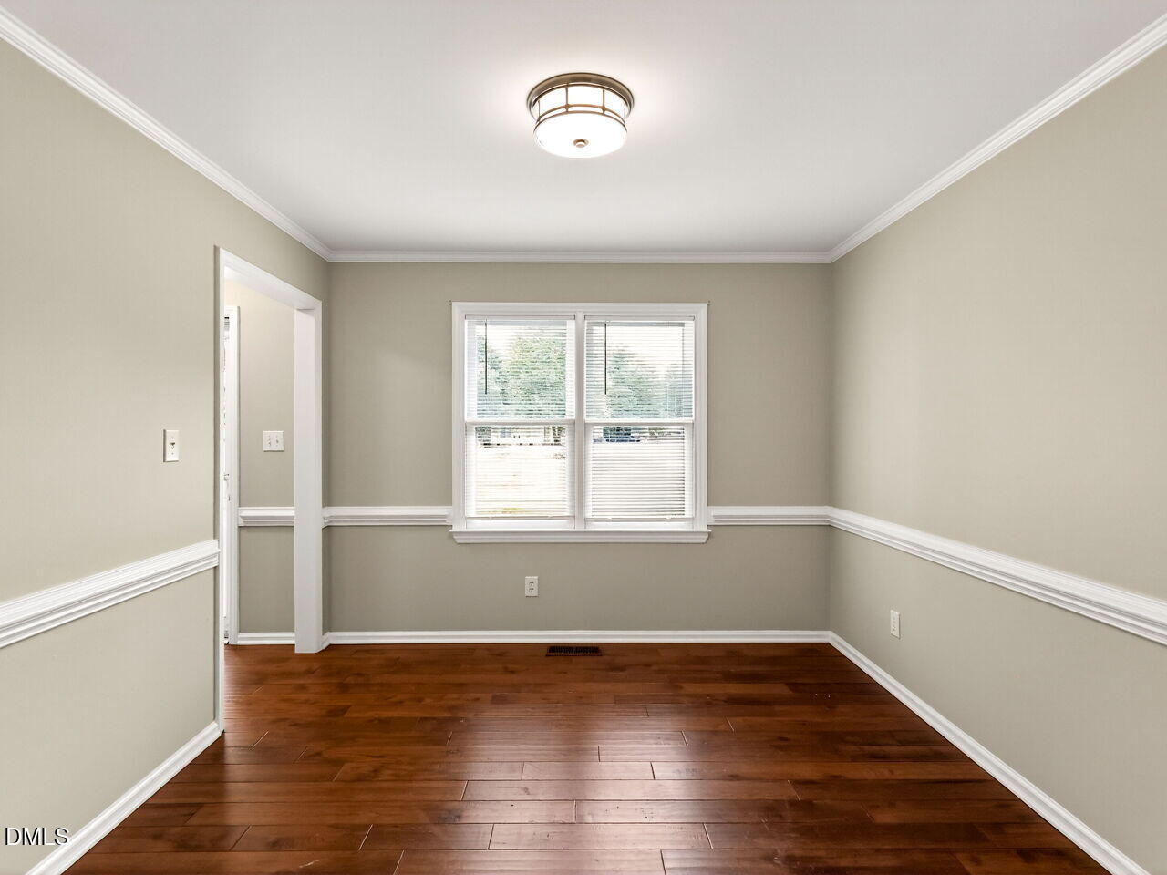 7209 Silver Maple Street Willow Spring, NC 27592 - Photo 4 of 30 005-1280x960-dining-room