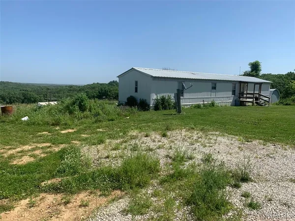 $259,000 | 4727 Highway 50 East, Linn, MO 65051
