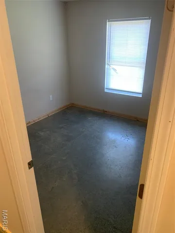 $259,000 | 4727 Highway 50 East, Linn, MO 65051