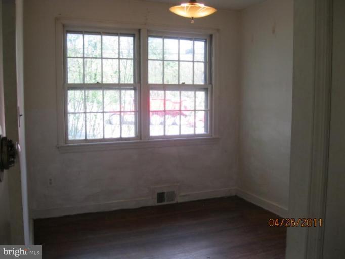4417 Powder Mill Road Beltsville, MD 20705 - Photo 3 of 6 Dining Room