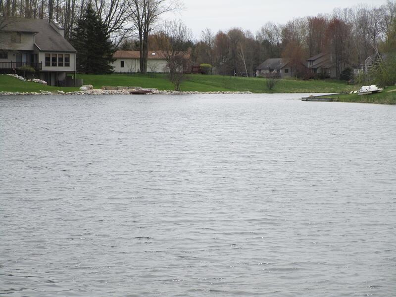 6833 Beechnut Ridge, Unit 252 Canadian Lakes, MI 49346 - Photo 2 of 18 2 Lake Laura