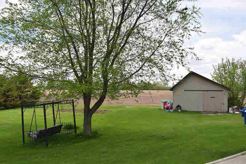 1365 West Parish Road Linwood, MI 48634 - Photo 10 of 12