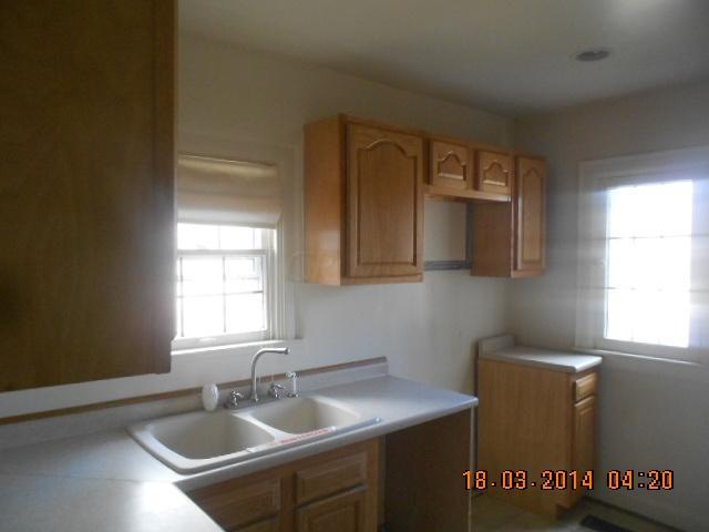 183 South James Road Columbus, OH 43213 - Photo 7 of 18