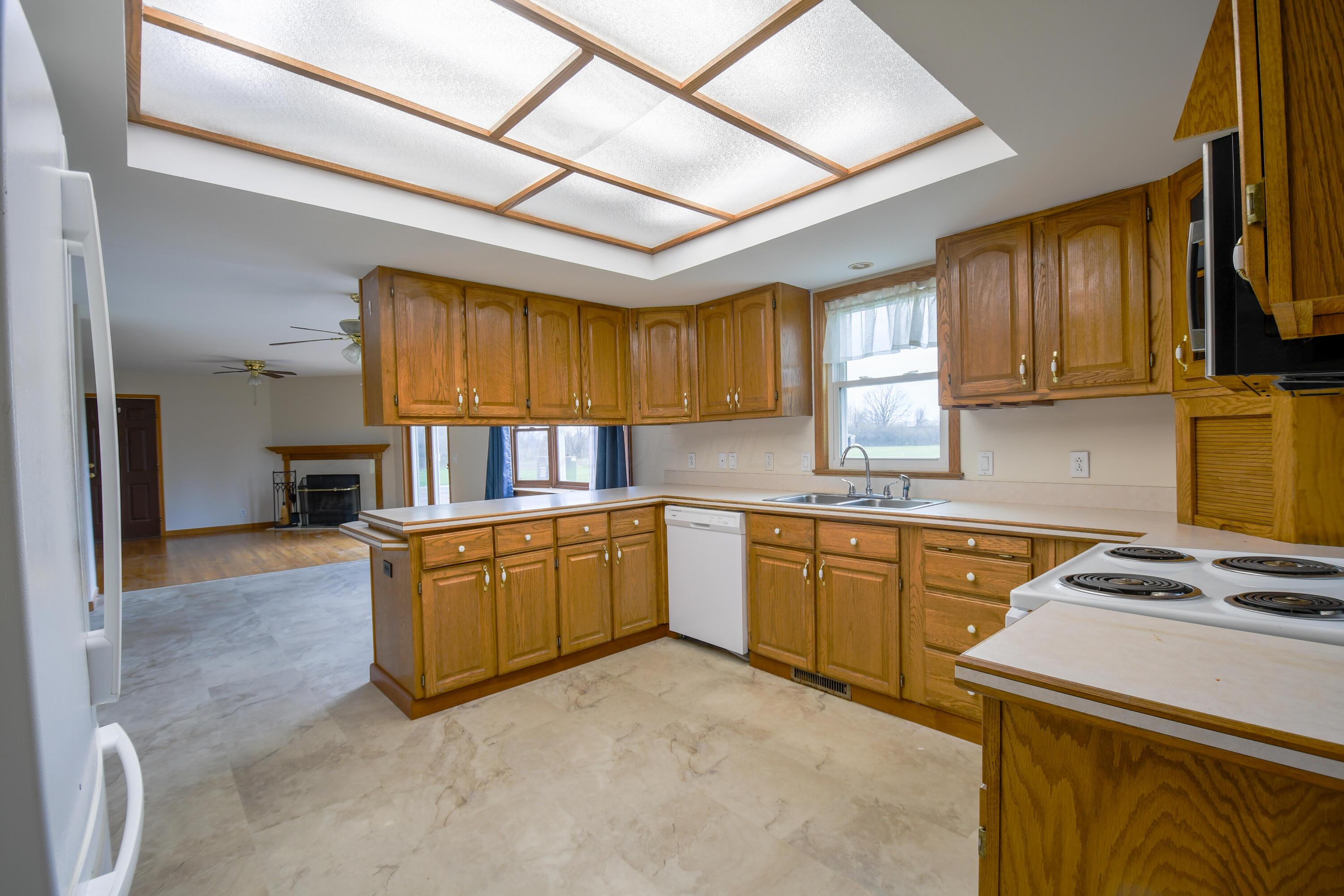 6900 Weldon Road Plain City, OH 43064 - Photo 7 of 24 AL2_8286-HDR