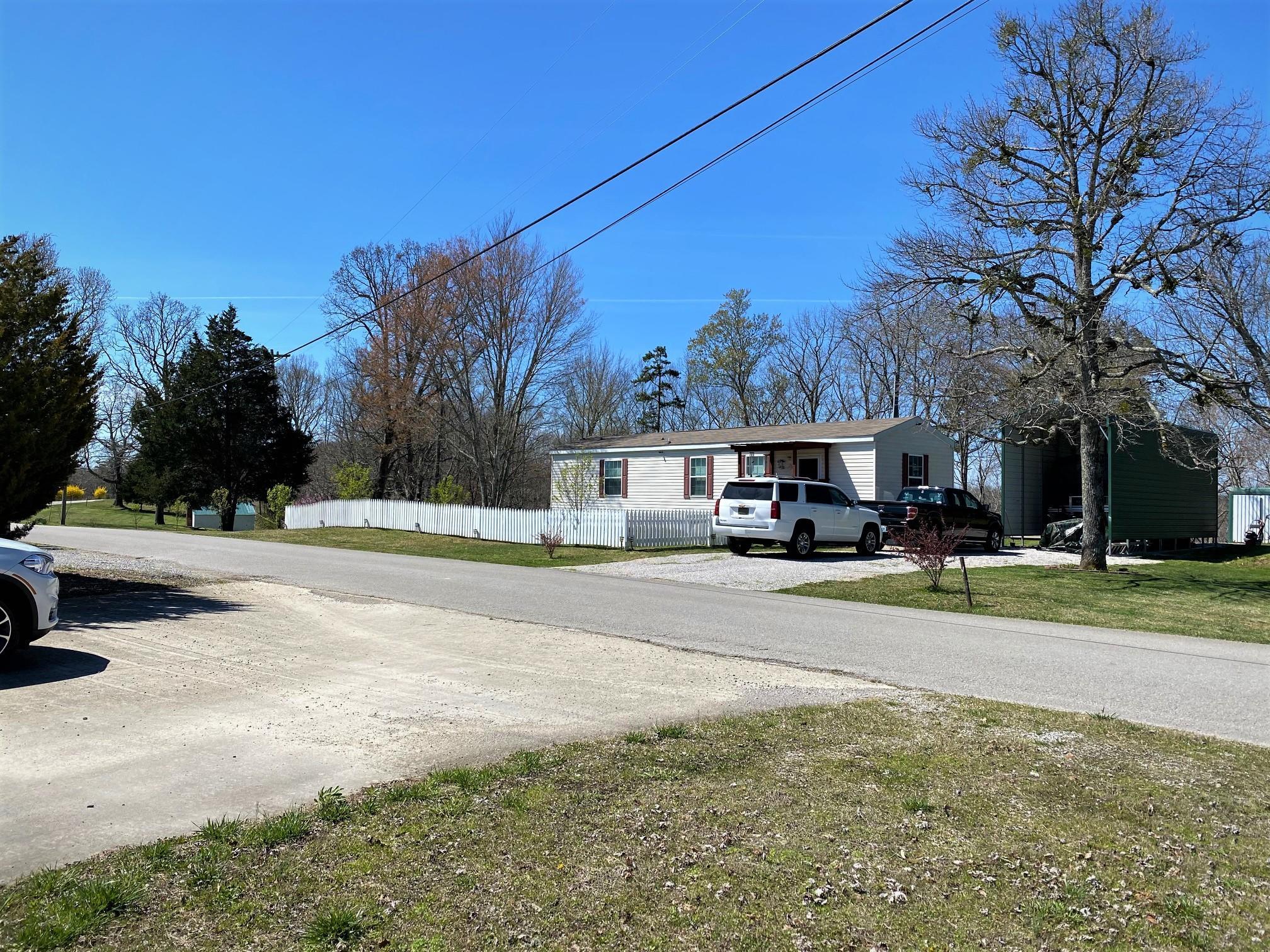 2385 Blue John Road Burnside, KY 42519 - Photo 5 of 24 IMG_3452