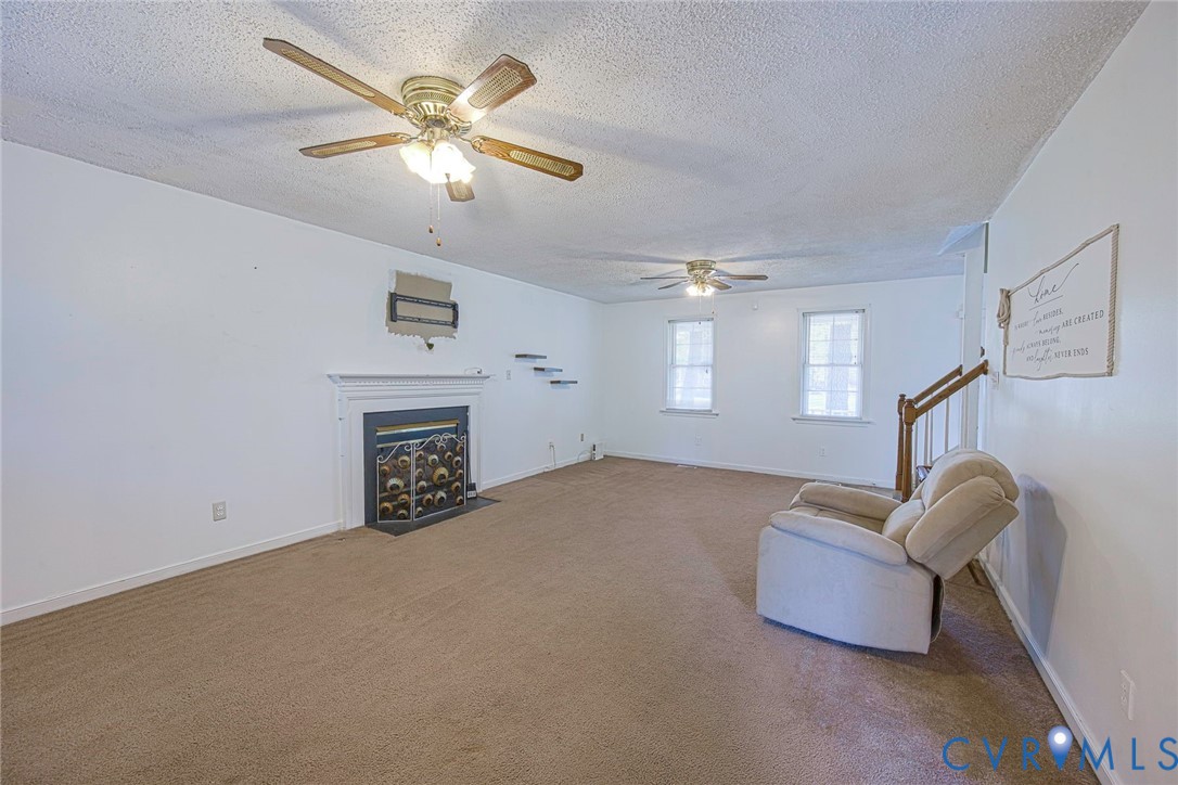 7372 Trailing Rock Road Prince George, VA 23875 - Photo 8 of 30 Living room