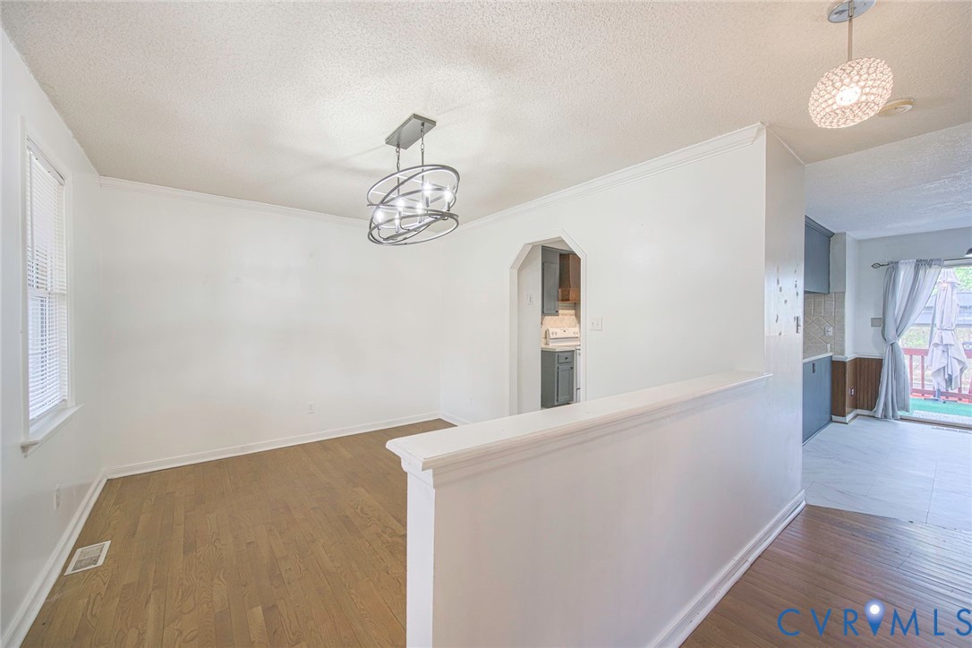 7372 Trailing Rock Road Prince George, VA 23875 - Photo 9 of 30 Dining room