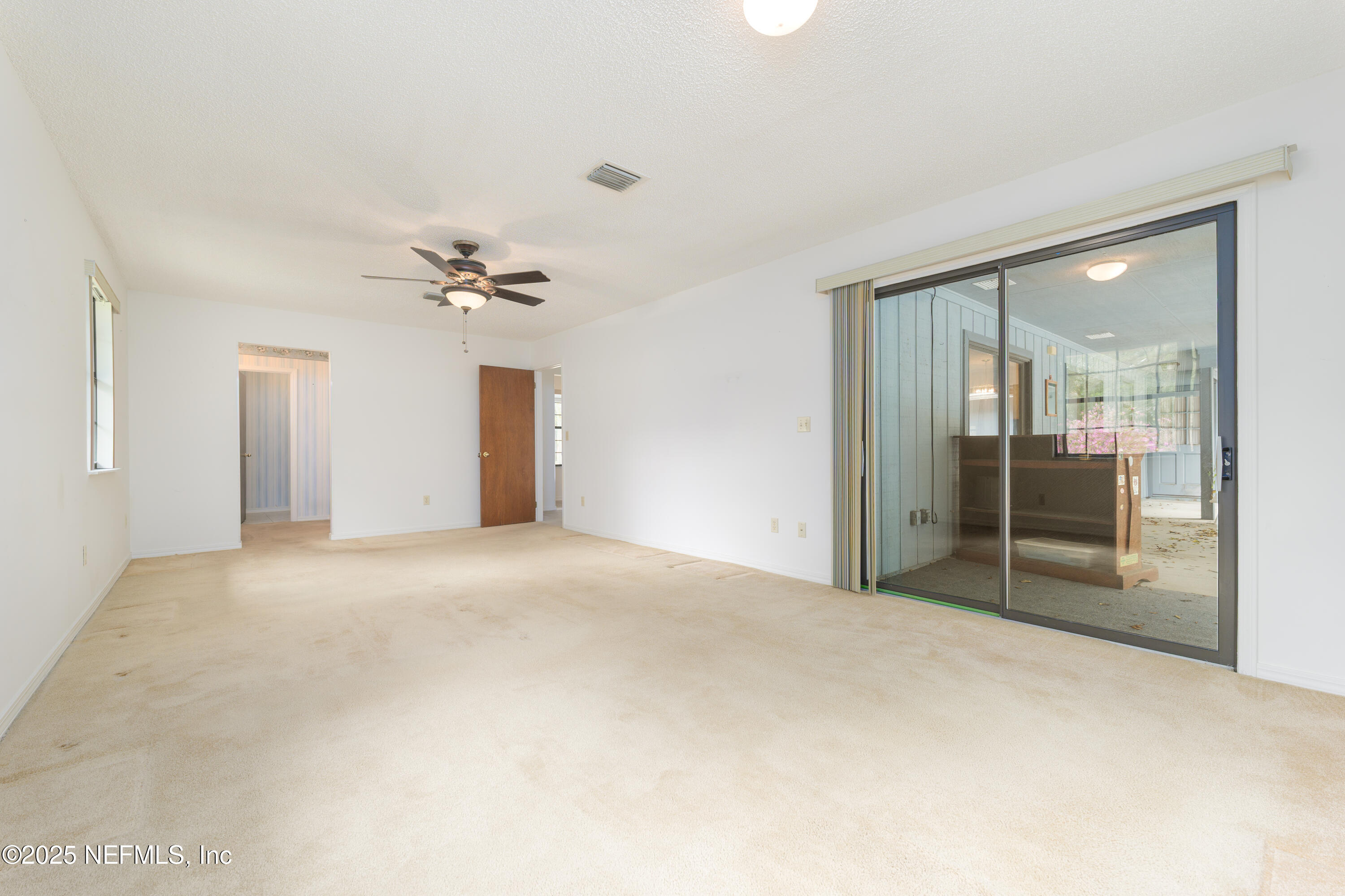 4334 Chokeberry Road Middleburg, FL 32068 - Photo 9 of 39 4334ChokeberryRdMiddleburgFL-35