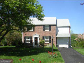 35 Medbury Lane Wallingford, PA 19086 - Photo 1 of 6
