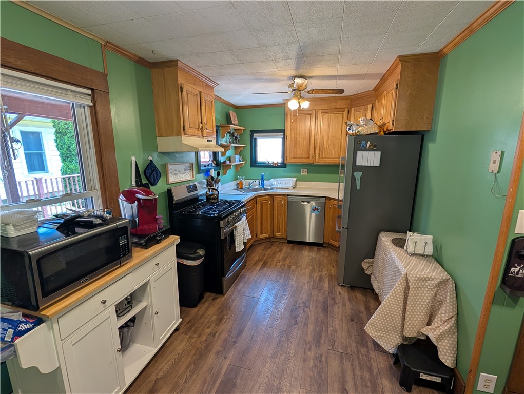 8392 Ridge Road Gasport, NY 14067 - Photo 3 of 19