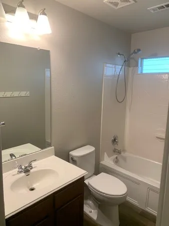 $2,100 | 12205 Ferrystone Glen Drive, Del Valle, TX 78617