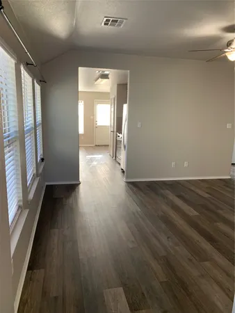 $2,100 | 12205 Ferrystone Glen Drive, Del Valle, TX 78617
