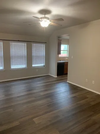 $2,100 | 12205 Ferrystone Glen Drive, Del Valle, TX 78617