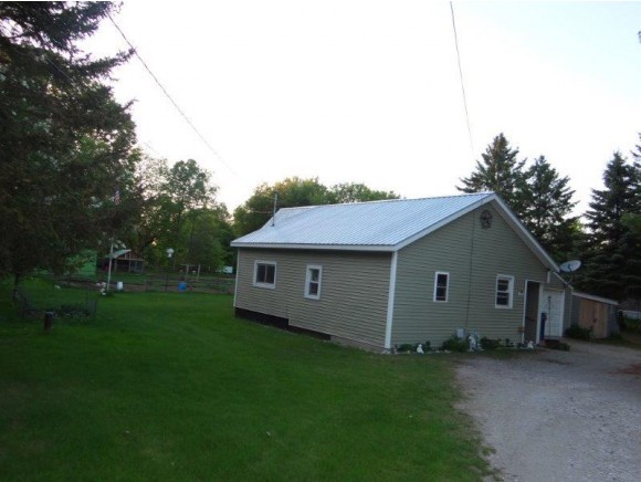 77 Lime Kiln Road Highgate, VT 05488 - Photo 8 of 33